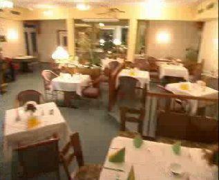 希菲尔德格灵莱恩酒店 新勃兰登堡 外观 照片